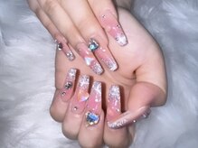 アクシア(Axia)/チークネイル