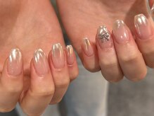 アマンネイル(aman.nail)/ミラーグラデーション