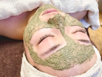 mkヘアー(mk hair)の写真/【ハーブピーリング/陶肌トリートメント】古い角質を除去し,ごわつき・くすみを解消/素肌美人への第一歩♪