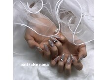 ヌナ(nuna)の雰囲気（大人上品ヌナネイル）