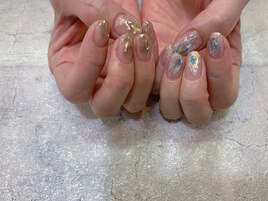 アシメデザイン