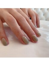 リアンジェ(Lianje)/くすみグリーンは肌なじみ◎