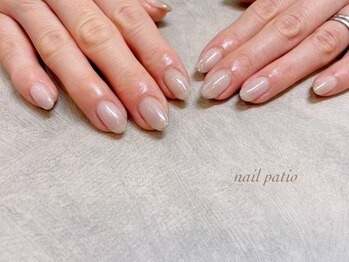 ネイルパティオ 草加店(nail patio)の写真/初めてネイルするかたにおすすめ☆シンプルなデザインで上品に可愛く♪シンプル+αが人気の秘密◎