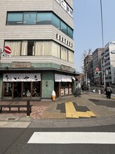 エードット 銀座(A.)/渡った正面たい焼き屋さん