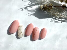 ピンク　綺麗めネイル