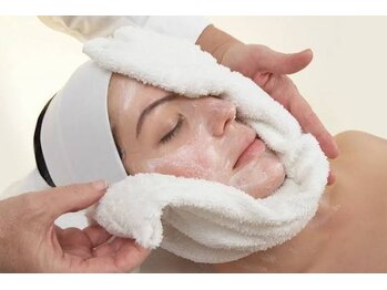 リンダ(Rinda)/3.乳酸菌ピーリング（剥離なし）