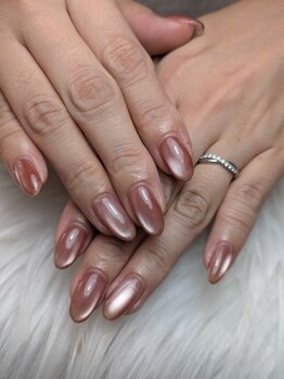 ティアリー(Tiary)の写真/手全体が美しく見えるケア＆デザインをご提案◎可愛い上品なちゅるん感が自慢♪