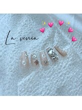 ラヴェニア(La ve nia)/