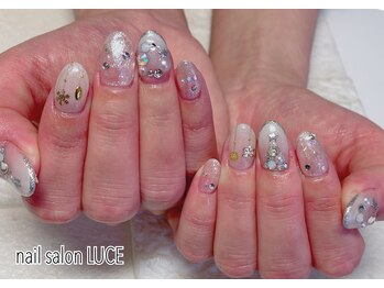 ルーチェ(LUCE)/クリスマスキラキラネイル