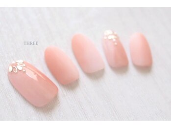 スリー 自由が丘(THREE)/春グラデ×スタッズ
