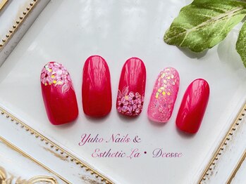 ユウコネイルズアンドエステティック ラ デェス(Yuko Nails & Esthetic La Deesse)/シルバーコース(定額制)¥6500
