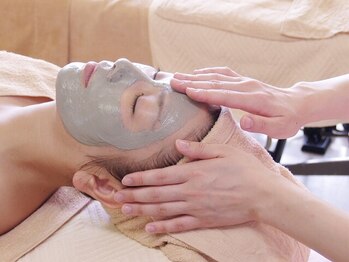 プレンティ(PLENTY)/泥洗顔でお肌の汚れを除【2】