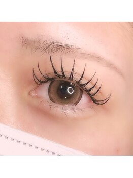 ラナ(Lana)/ぱっちりボリュームデザイン