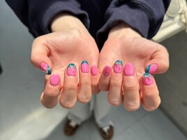 個性派フレンチネイル