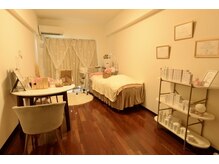 落ち着いた雰囲気のお1人様限定のプライベートサロン