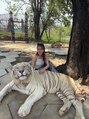 ラ ピラティス 麻布十番店(La pilates)&nbsp;海外旅行が好きで、タイに行ったときに撮った虎とのツーショット