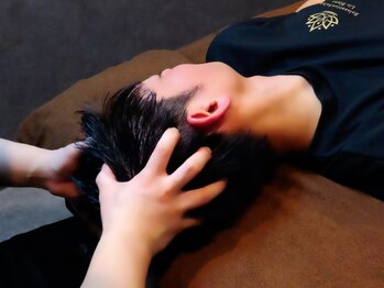 ヘッドスパサロン リスブラン 銀座新富町店の写真/【メンズも大歓迎】忙しいビジネスパーソンの為に予約の取りやすさを重視◎仕事の合間＆当日の直前予約も◎