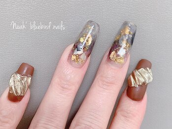 ノアブルーバードネイルズ(Noah' bluebird .nails)/秋カラーでデザスカ