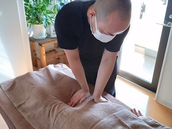 ピース(PEACE)/しっかりと圧をかけていきます