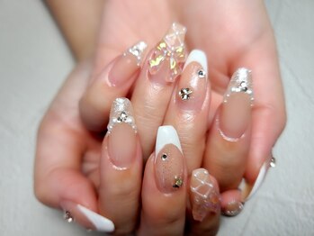 フレンチ韓国風ネイル