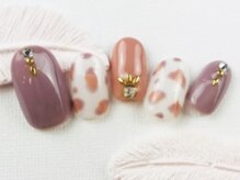 リー 柏駅前(re)/ベージュヒョウ柄ネイル