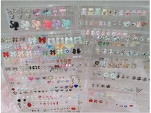 パーツ200種類以上豊富に揃えております♪