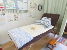 アントレ/足つぼの施術はベットで行います