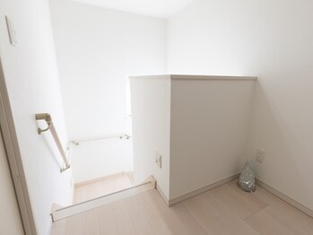 Rr.FACIAL郡山店　毛穴×たるみ×小顔専門店/2階