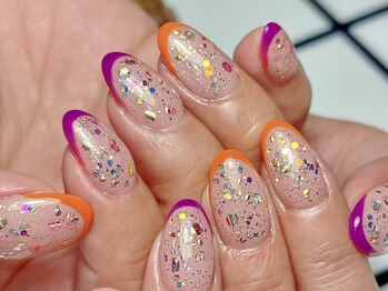 ロミー(Romy.)の写真/豊富なカラーとパーツをご準備！自由に選べる自分だけのデザインで、理想の指先も思いのまま♪
