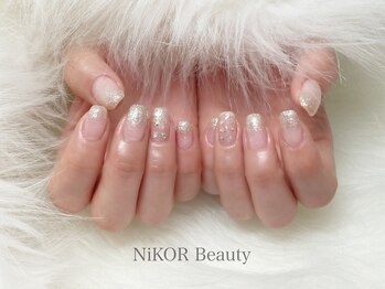 ニコルビューティー 高槻 南平台店(NiKOR beauty)/シンプルアート／5,000円～