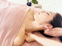 マテリアル(MATERIAL)/15ー1首肩のコルギリンパ