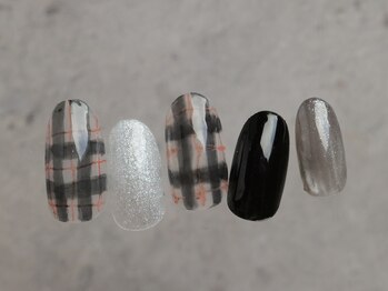 チェックネイル