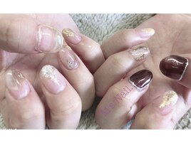 左右非対称ちゅるんニュアンス