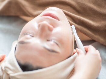 エクラン 徳重店(ecrin)/施術☆生コラーゲン入りお顔脱毛