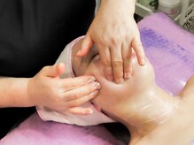 らくラック/小顔コルギ/クリームマッサージ