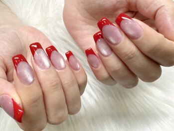 ネイルサロン ノア(Noah)の写真/【長さ出し10本追加+¥5500~】亀裂や根元から折れてしまった爪のお悩みも対応◎自然な長さ出しはお任せ♪