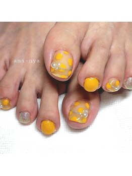 フットネイル ドット柄