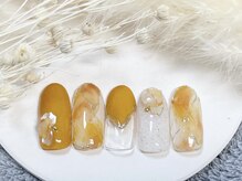 ネイルルームシャイン/