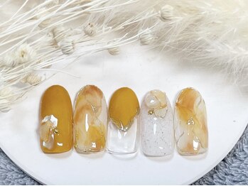 ネイルルームシャイン/