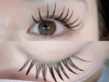 ナポーラ(NAPORA)の写真/圧倒的持続力★&Healthy(アンドヘルシー)導入!ダブルフラット×まつげパーマの同時施術でモチの違いを実感!