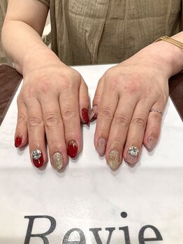 レビー(Revie)/ワンカラー＋Vカットストーン