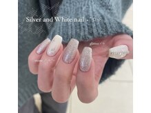 ネイルアンドアイラッシュヴィーナ ゆめタウン廿日市店 (Nail&EyeLash Vina)/silver star &white