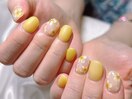 シンプルお花ネイル