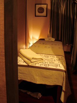 銀座足庵 本店/ゆったり施術を受けられる個室