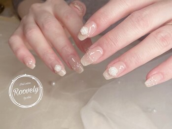 ルブリー(roovely)/白薔薇ネイル