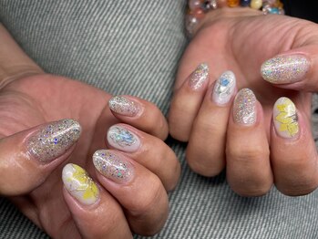 ミスネイル 沖縄コザ店(Ms.naiL)/ハンドネイル/お花ネイル