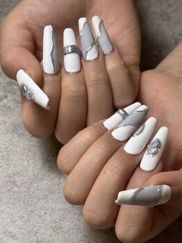 アール(R)の写真/『好き』をとことん叶えます＊長さだし/持ち込みデザインOK★ミラー/マグネット/韓国ワンホンパーツ豊富＊