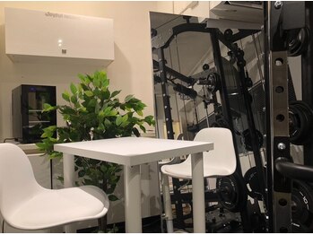 ジョイフルリボーン 広尾(Joyful reborn)/【店内雰囲気】