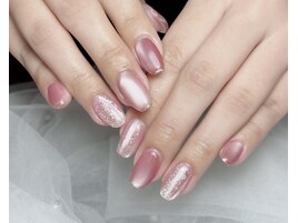 大人気！ピンクマグネットネイル