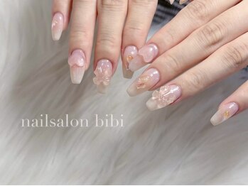 ネイルサロン ビビ(bibi)の写真/《八丁堀すぐ☆スカルプが得意なsalon☆》長さ出しでネイルパーツ・デザインが映えるお気に入りネイル♪